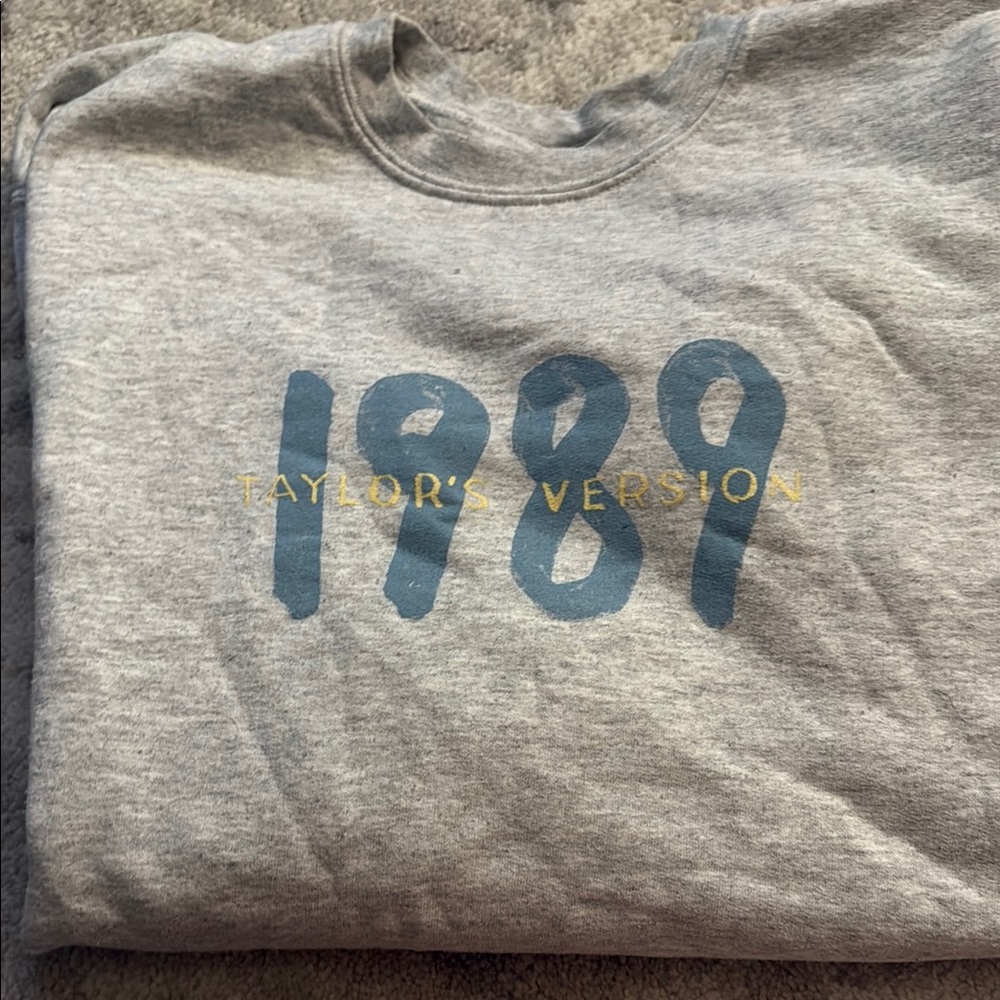 Taylor Swift Gray 1989 Sweatshirt